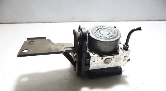 Volkswagen Golf VII ABS Pump