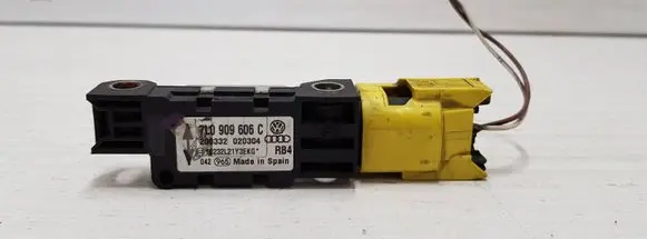 Porsche Cayenne (9PA) Airbag deployment crash/impact sensor 7L0909606C 232L21Y3EKG 200332020304
