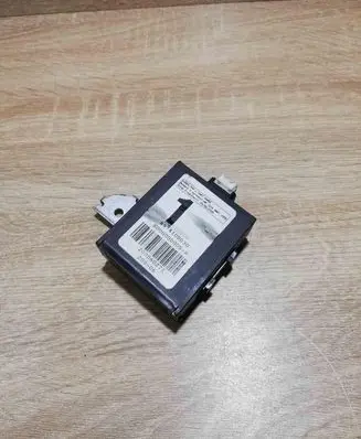 Toyota Yaris Door control unit/module 897410D030 208060271