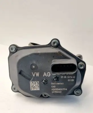 Volkswagen Golf VI EGR valve 04L131501C A2C53420794