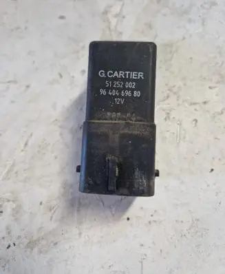 Citroen C-Crosser Glow plug pre-heat relay 9640469680 51252002