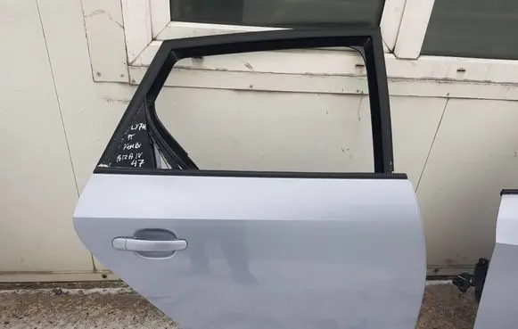 Seat Ibiza IV (6J,6P) Rear door 
