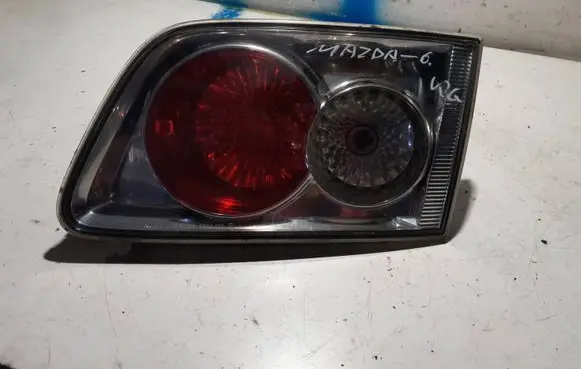 Mazda 6 Tailgate rear/tail lights