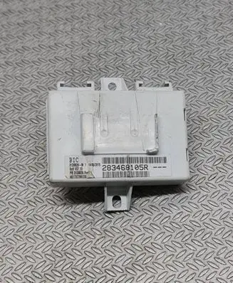 Renault Clio IV GPS navigation control unit/module 283468105R 3130826M 14052015