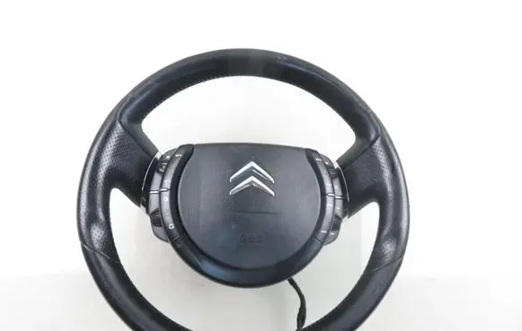 Steering wheel
