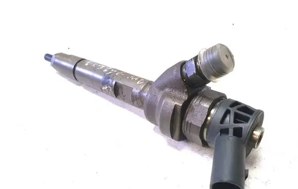 Fuel injector