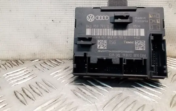 Audi Q5 SQ5 Door control unit/module 8K0959793Q