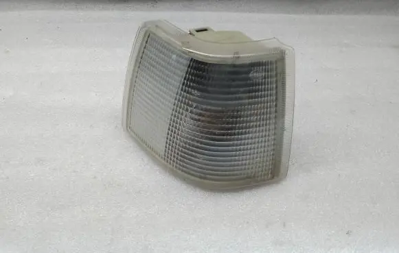 Volvo 850 Front indicator light 6817028 9151449