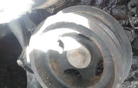 Mercedes-Benz C W202 Crankshaft pulley