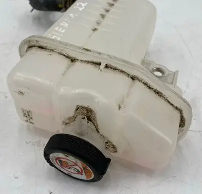 Toyota Sienna XL40 IV Coolant expansion tank/reservoir
