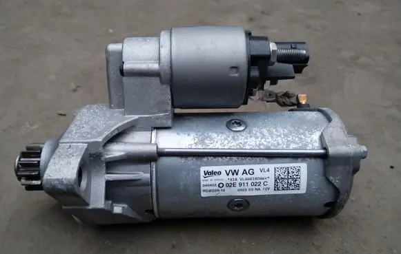 Audi A3 8Y Starter motor 02E911022C