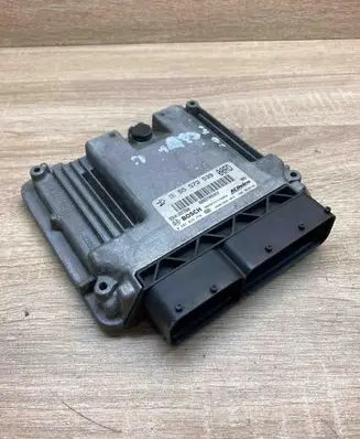 Opel Insignia A Engine control unit/module ECU 55573539 0281015774