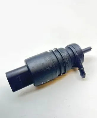 BMW Z4 E85 E86 Windscreen/windshield washer pump 8362154