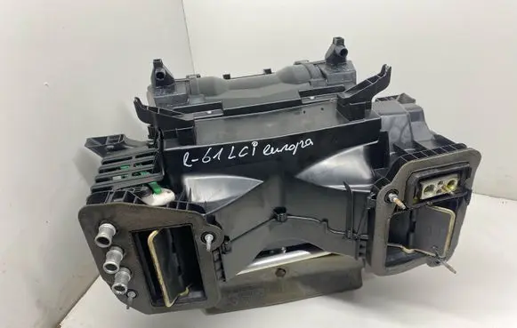 BMW 5 E60 E61 Interior heater climate box assembly housing 96051