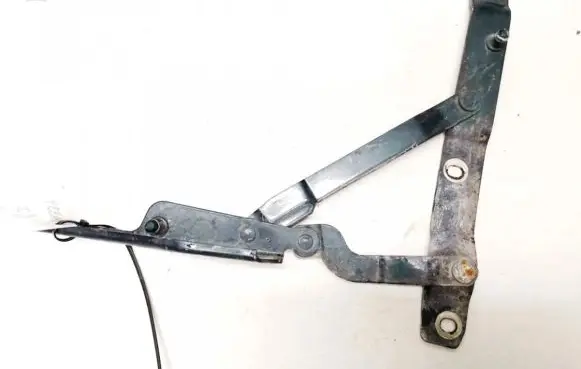 Peugeot 406 Tailgate/trunk/boot hinge