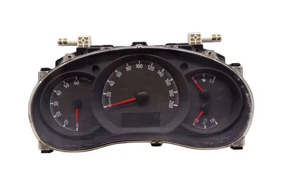 Speedometer (instrument cluster)