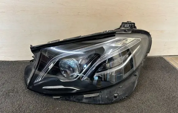 Mercedes-Benz E W213 Headlight/headlamp A2139064704 1EX2017