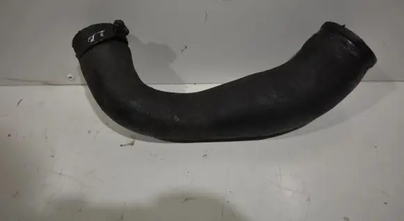 Ford Mondeo Mk III Intercooler hose/pipe 2S7Q6K770AB