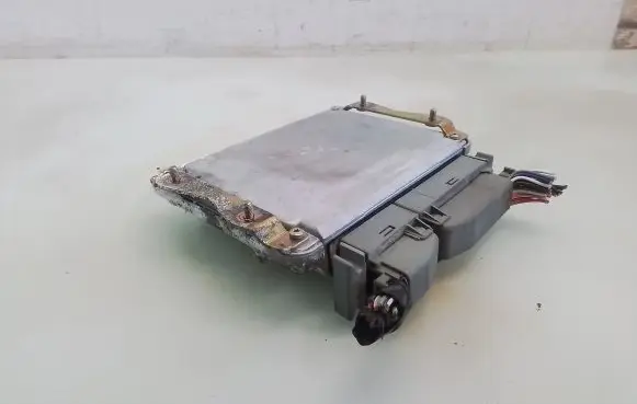 Jeep Grand Cherokee (WJ) Engine control unit/module 0281001767