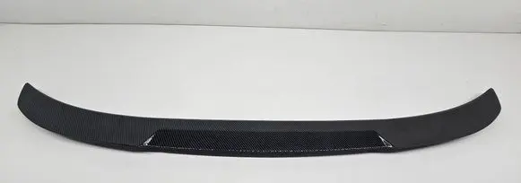Tailgate/trunk spoiler