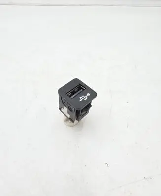 USB socket connector