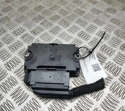 Porsche Cayenne (92A) Rear brake EMF control unit/module 7P0907801F