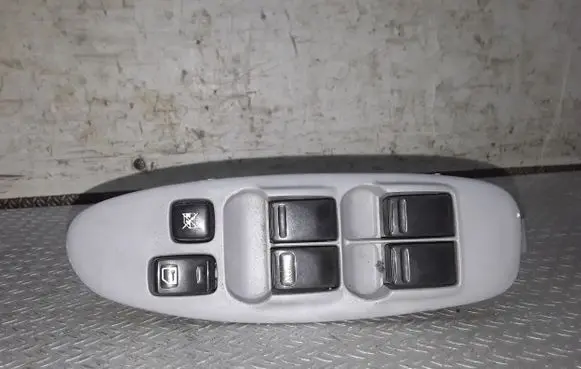Nissan Almera Tino Electric window control switch 80961BU400