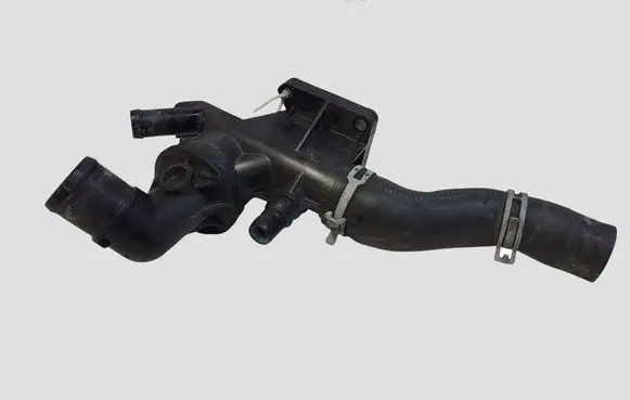 Nissan Qashqai Thermostat/thermostat housing 110617671R