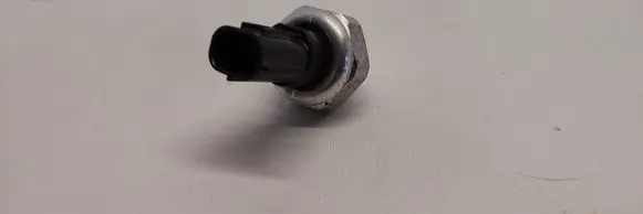 Mazda 2 Air conditioning (A/C) pressure sensor