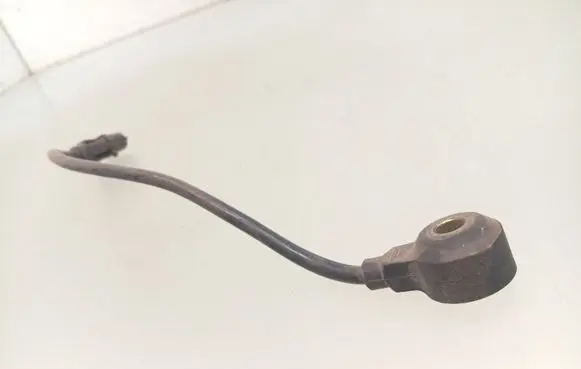 Opel Zafira A Detonation knock sensor 90536392