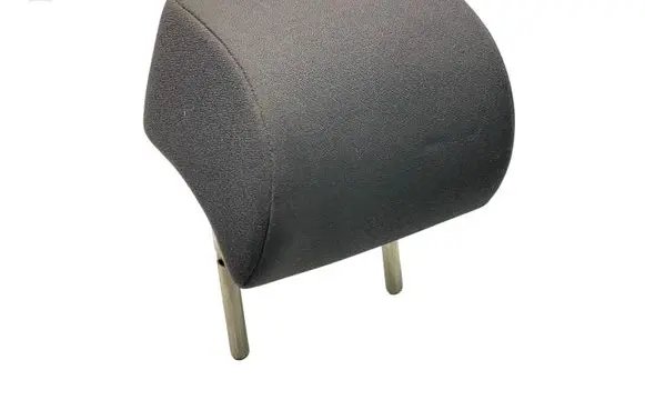 Volkswagen PASSAT B6 Rear seat headrest 3C0885901L