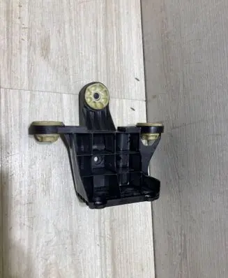 BMW 3 G20 G21 ABS pump bracket 6875977