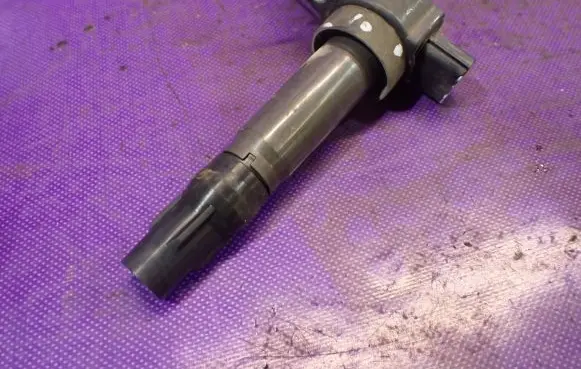 Mitsubishi Colt CZ3 High voltage ignition coil MN195616