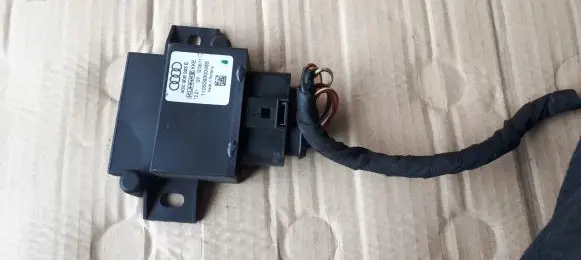 Audi A6 S6 C7 4G Fuel injection pump control unit/module 4G0906093E