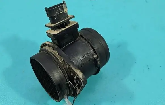 Fiat Fiorino Mass air flow meter F00C26006 IMPRK1540105