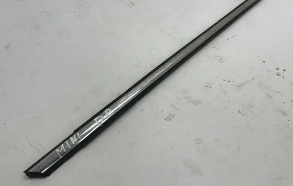 Mini Cooper Countryman F60 Front door trim (molding)