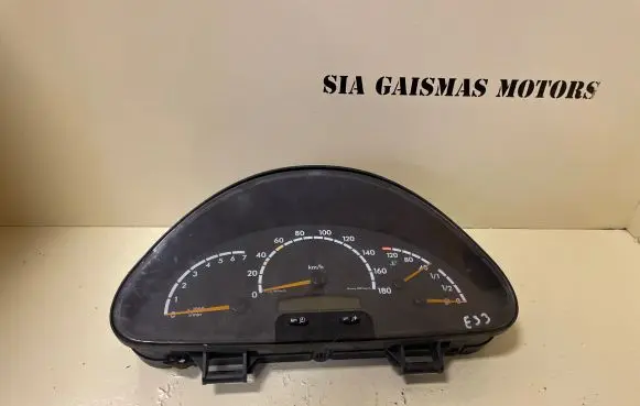 Mercedes-Benz Sprinter W901 W902 W903 W904 Speedometer (instrument cluster) A0014468521