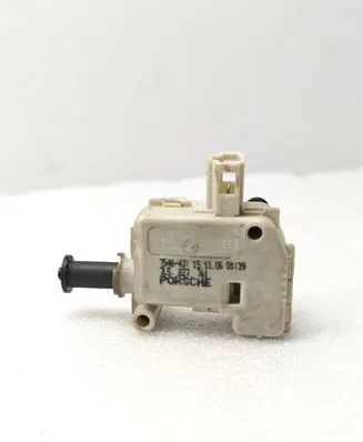 Porsche Cayenne (9PA) Tailgate boot lock/latch motor 7L5827761