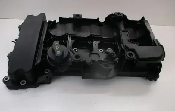 Mercedes-Benz C W204 Rocker cam cover A2710101730 271820