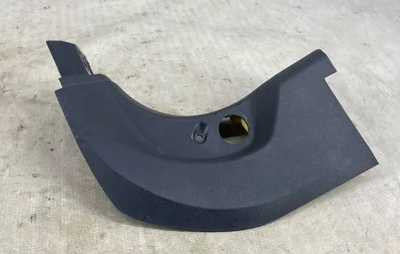 BMW 7 G11 G12 (A) pillar trim 7390753