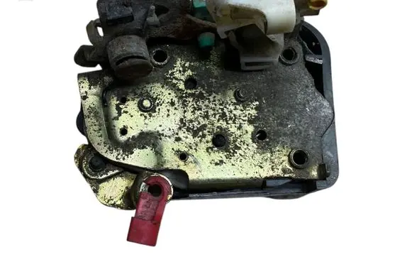 Chrysler PT Cruiser Rear door lock 48281739 2020N