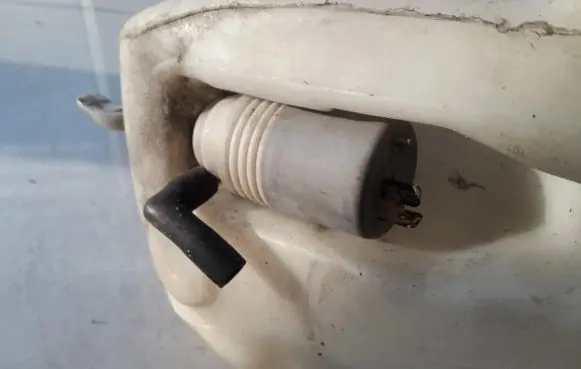 Audi 80 90 B3 Windscreen/windshield washer pump 893955453B