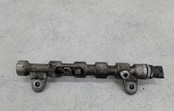 Opel Corsa D Fuel main line pipe 55215208