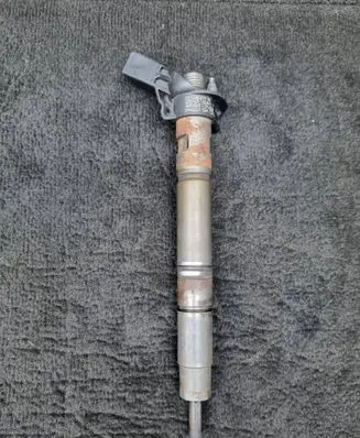 Audi A6 S6 C7 4G Fuel injector 059130277CK 059130277EL