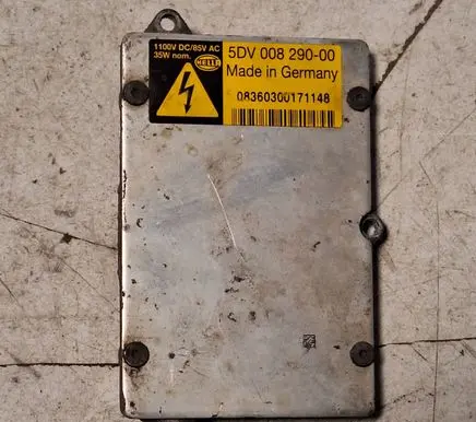 Headlight ballast module Xenon