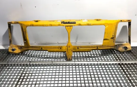 Volkswagen II LT Front bodywork piece 