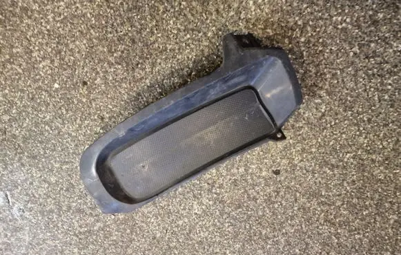 Peugeot 4007 Front fog light trim/grill