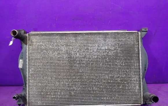 Audi A6 Allroad C5 Coolant radiator 
