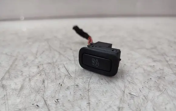 Volkswagen Amarok Alarm switch 6Q0962109B
