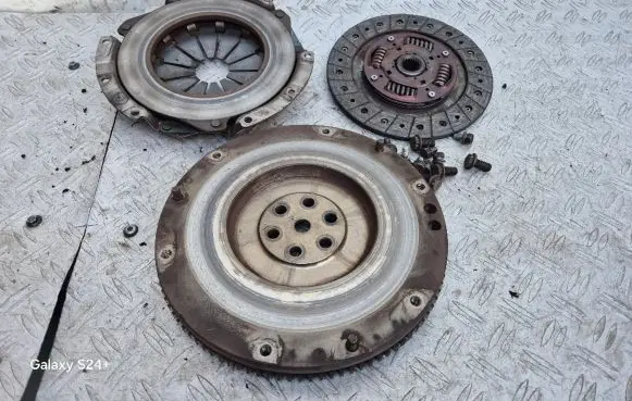 Hyundai i20 (PB PBT) Clutch set kit HYD103U 1K25A HYC510